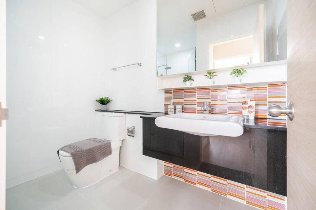Bangkok Downtown2Min Walk Tobts Apartamento Ban Khlong Samrong Exterior foto
